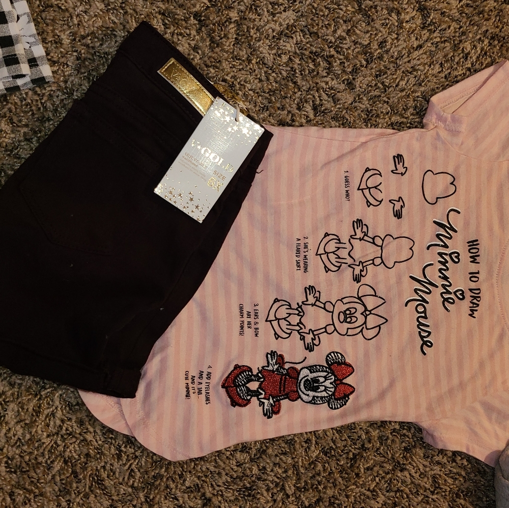 8 outfits top and bottoms for girl size 6